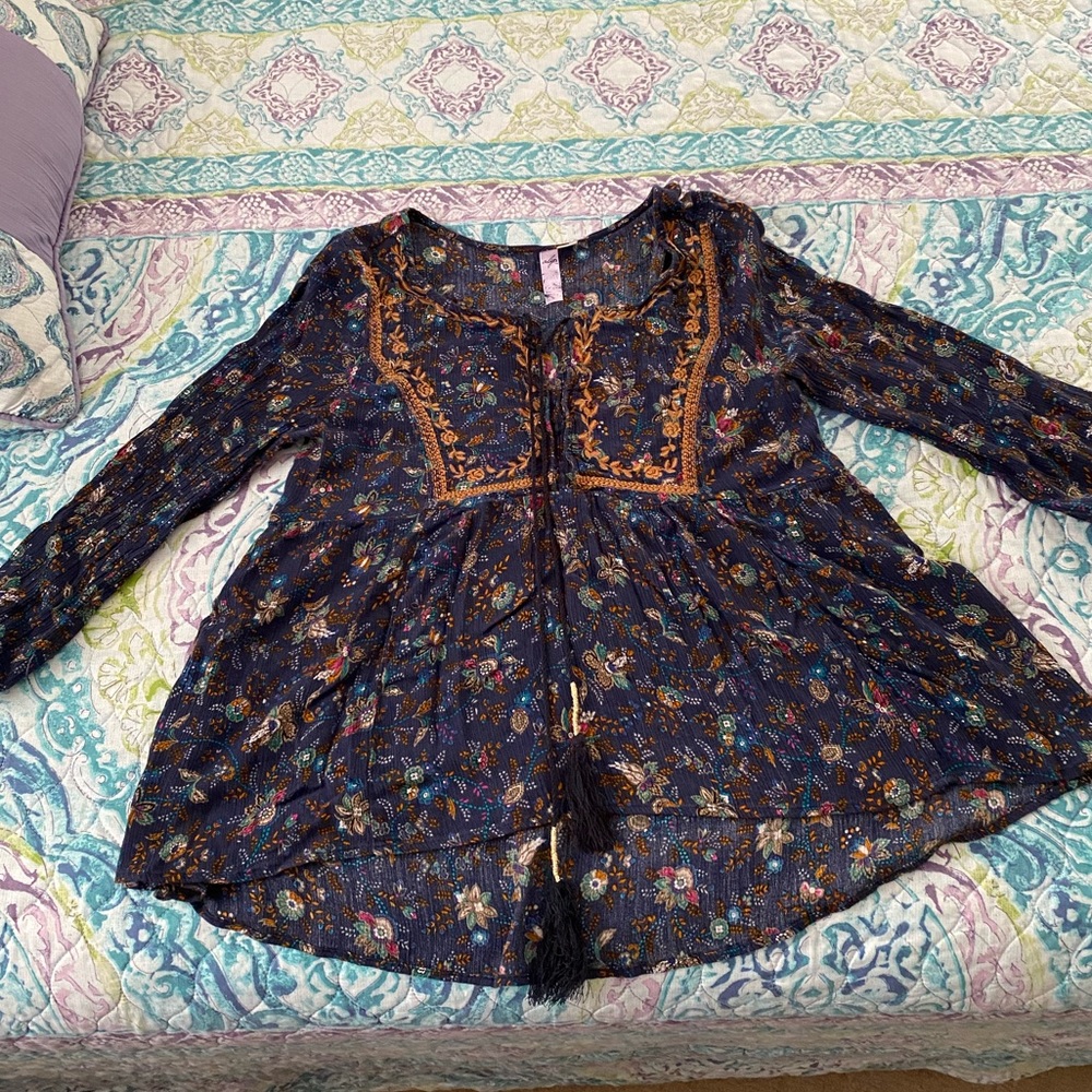Francesca embroidered top
